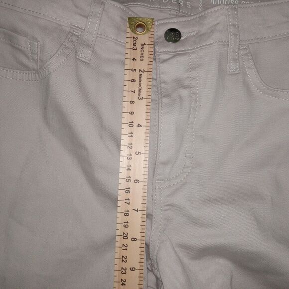 Riders By Lee Mid Rise Capri Biege Jeans Womens Size 8M - Picture 5 of 8